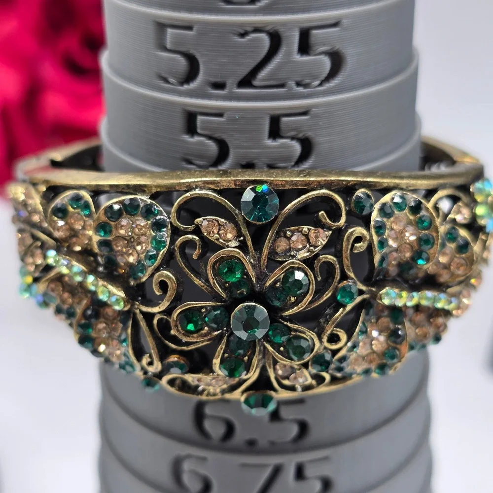 N/A ornate hinged